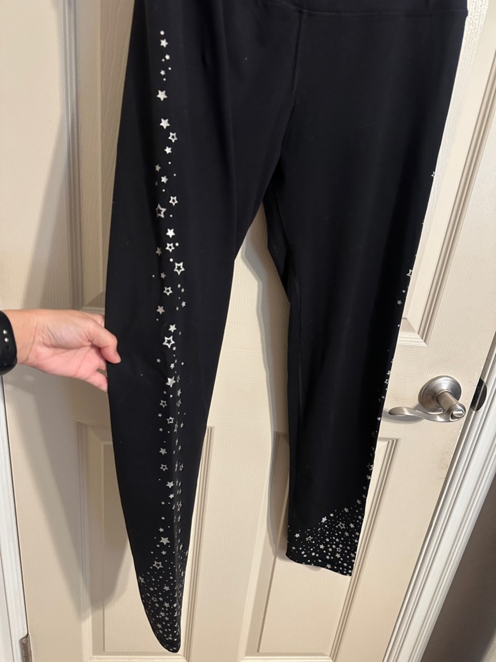 Victoria's Secret Sport Knockout Tights w Silver Star Print Details, Black, Sz L - Picture 3 of 7